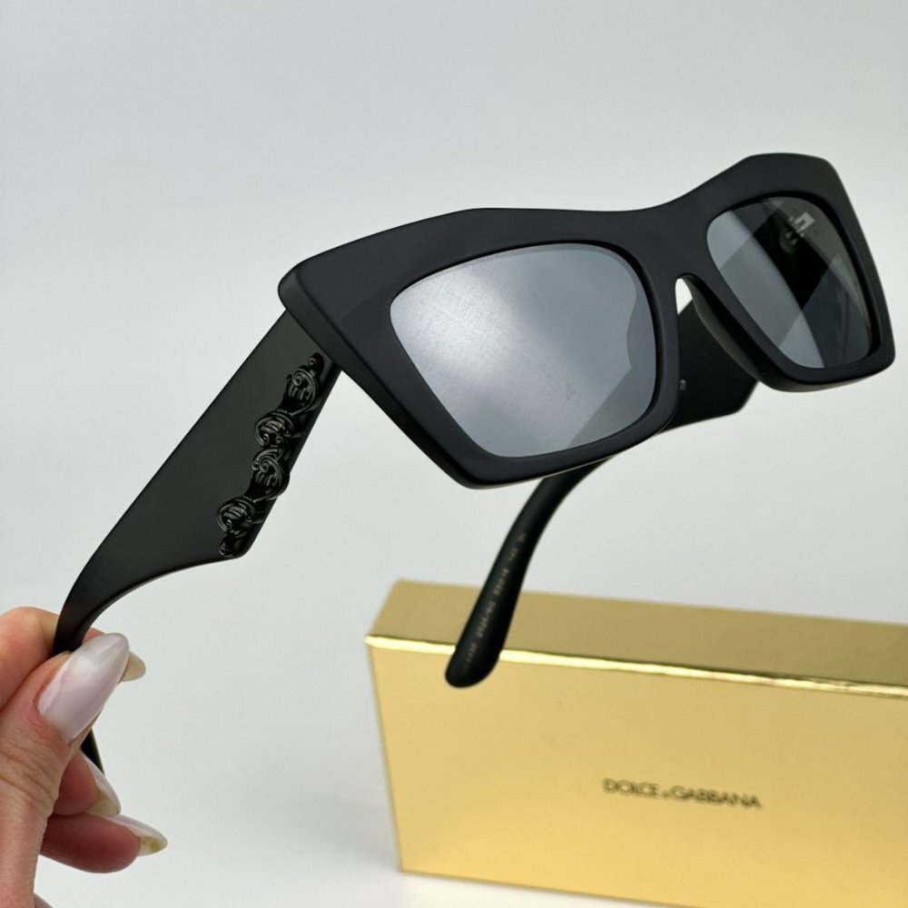 D&G DG4435 25256G BRAND NEW Sunglasses Matte Black Gray Mirrored Cat Eye Women